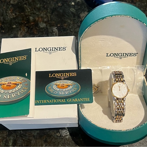 Longines Gold and Silver Watch - Picture 1 of 9